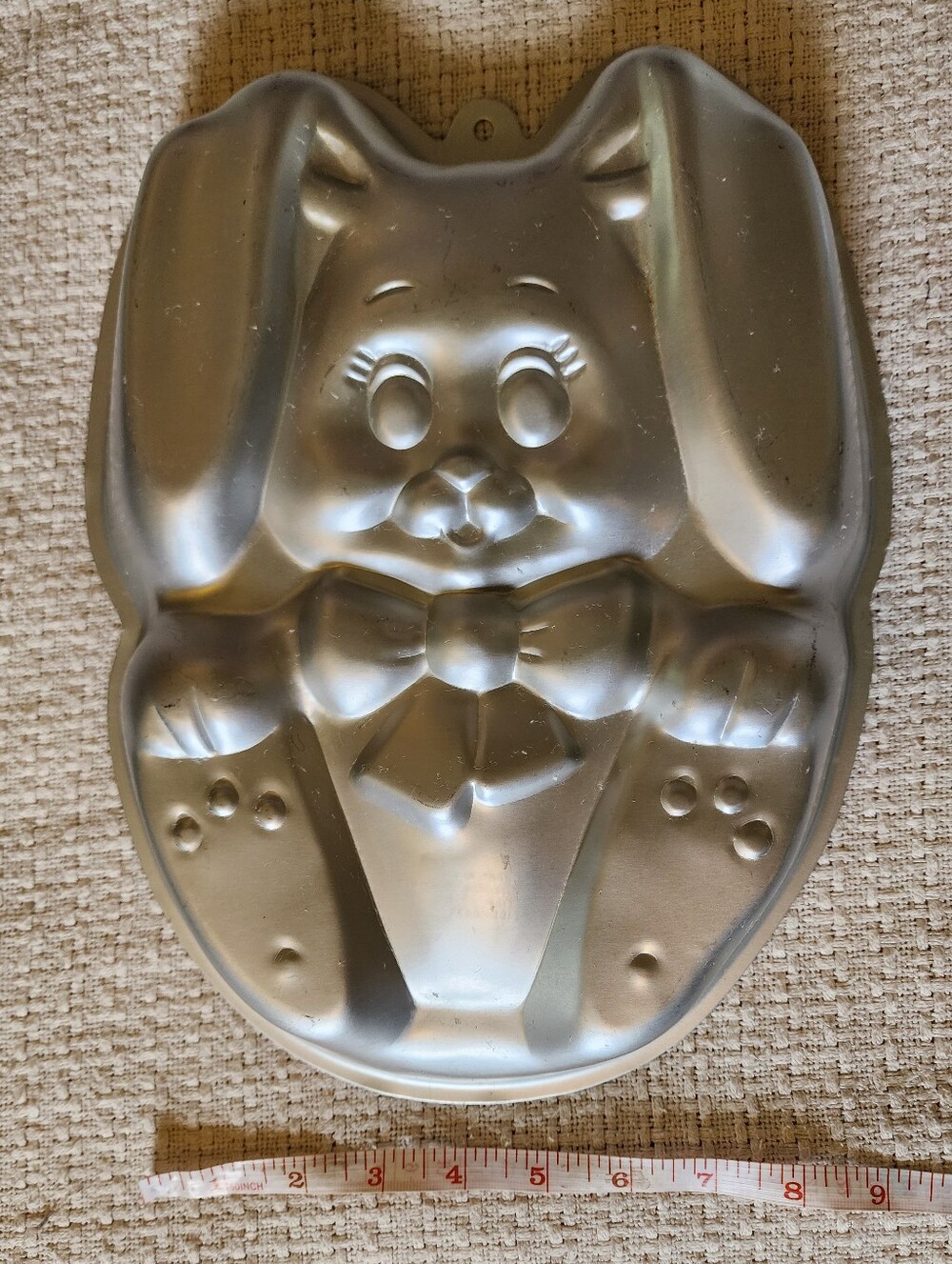 1987 Wilton Bunny Cake Pan
